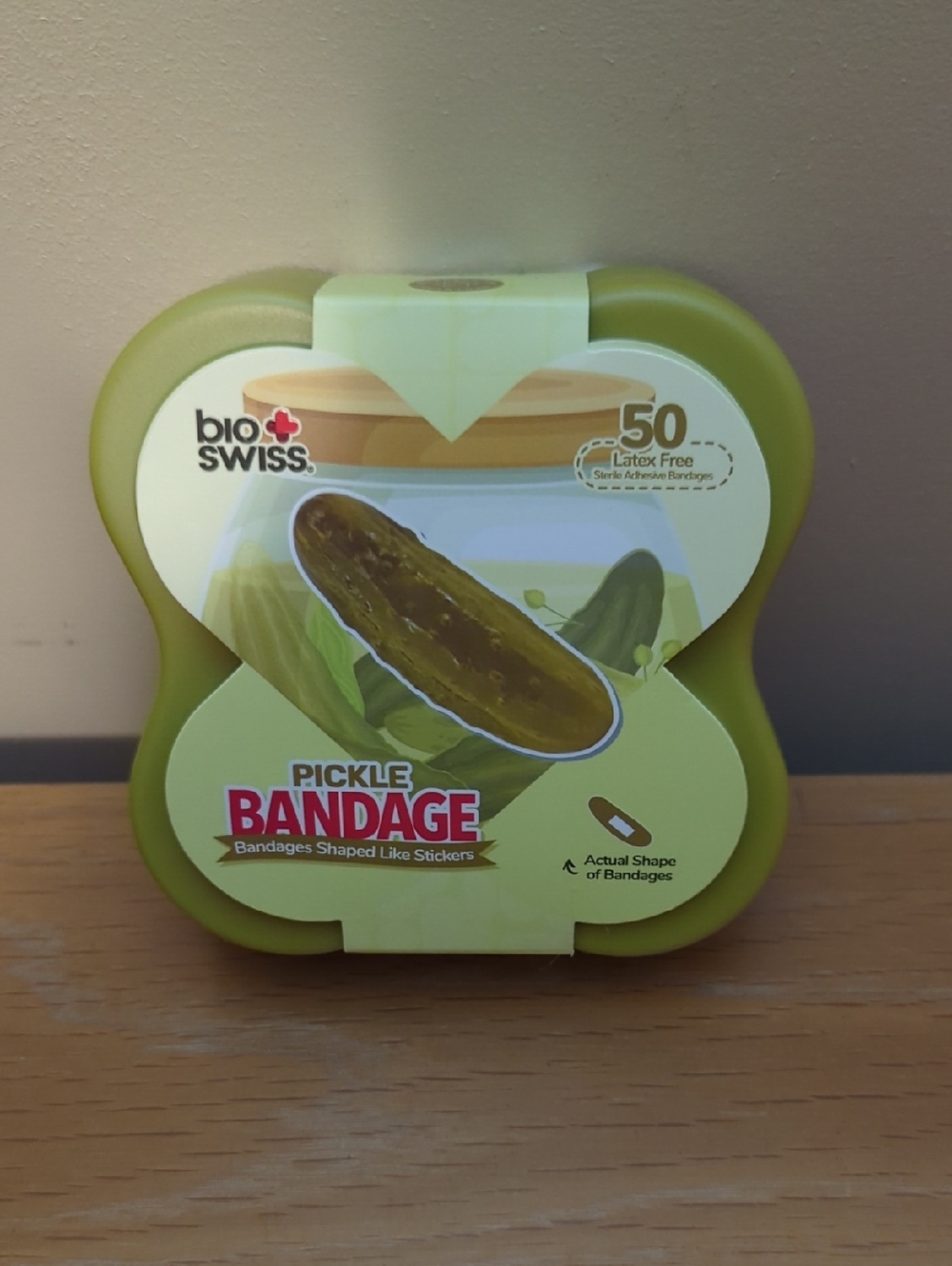 BioSwiss Pickle Shaped Bandages - 50ct brand new